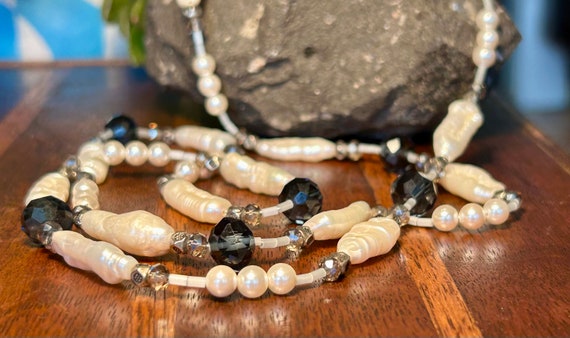 Vintage Pearl Black Glass Faceted Bead Necklace L… - image 5