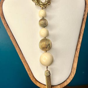 Vintage Chain Tassel Necklace Cream Beads Gold Tone Thick Chain Retro