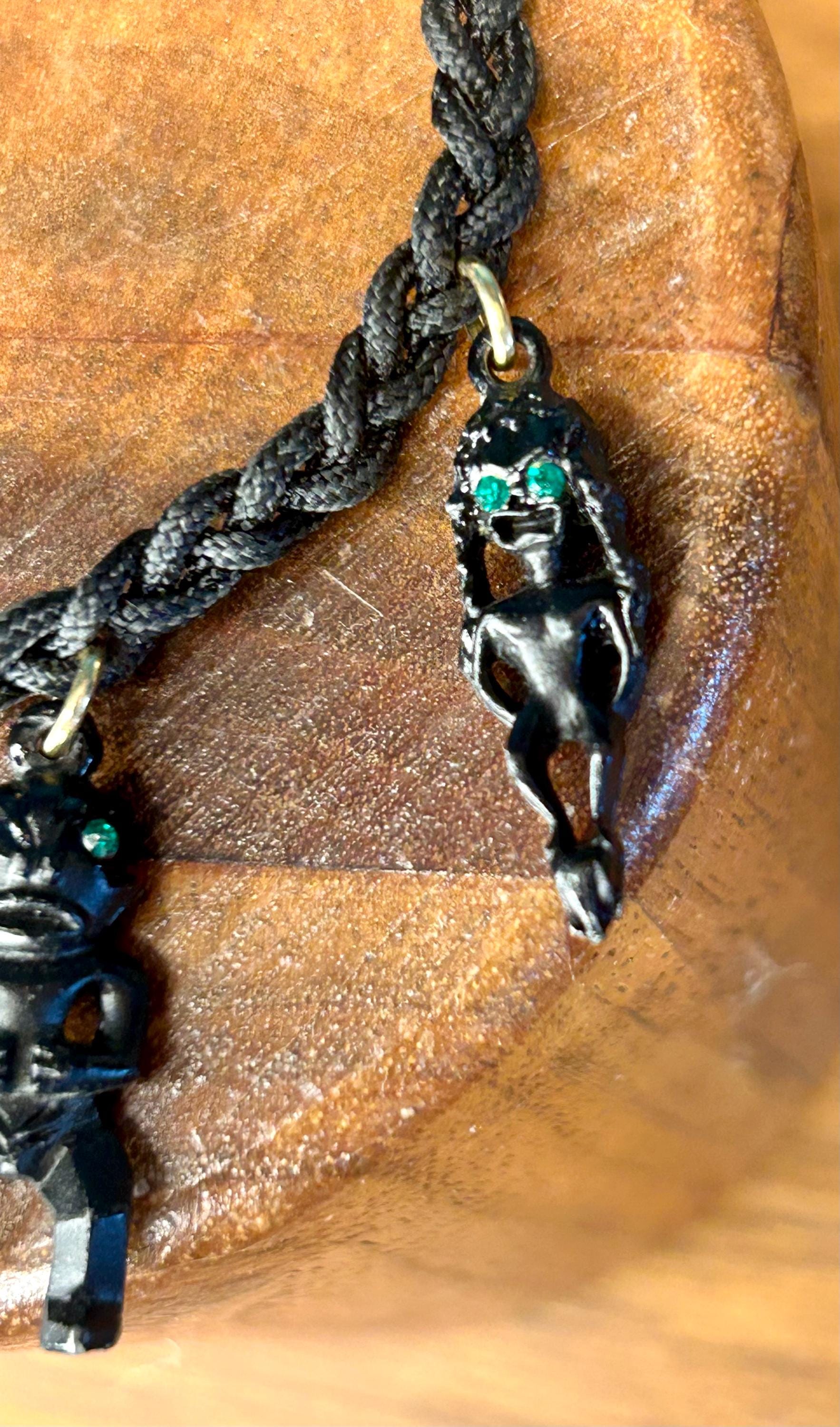 Hawaii Vintage Tiki Black Charm Bracelet Green Rhinestone Eyes 