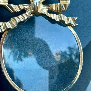 Vintage Magnifying Glass Pendant Necklace Carolee Jewelry Gold Tone Bow Retro Fashion Jewelry image 2