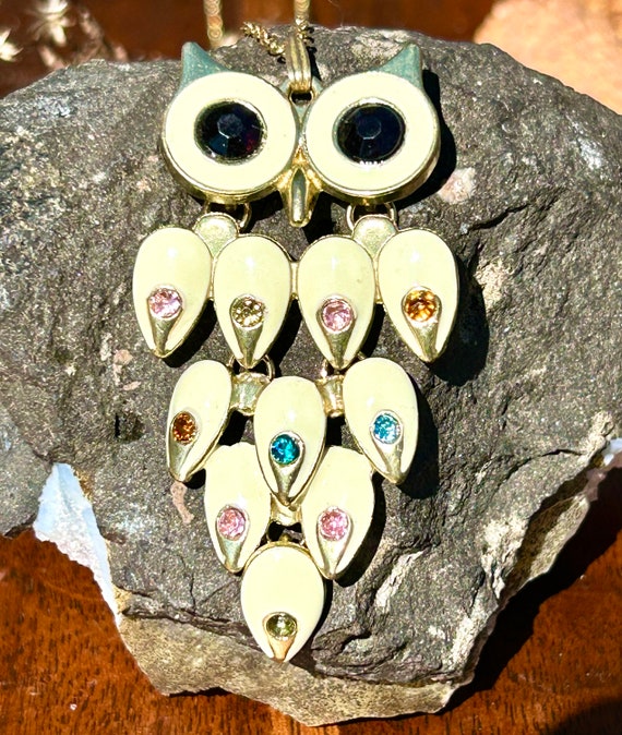 Vintage Owl Pendant Necklace Multi Color Gemstone… - image 5