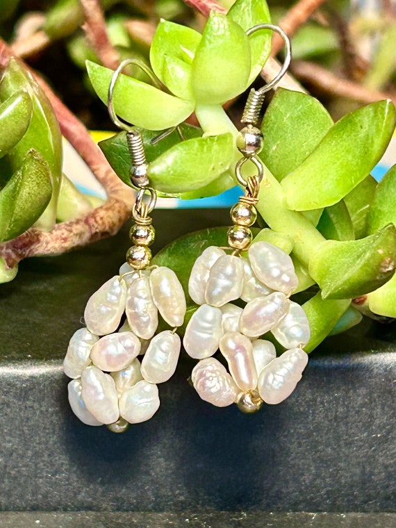 Fresh Water Pearl Cluster Dangle Earrings Vintage… - image 1