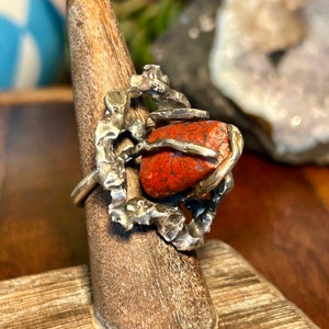 Handgemaakte Brutalist Ring Rode Steen Edelsteen Jasper Handgemaakt Modern Vintage afbeelding 1