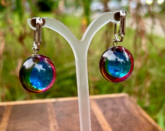 Vintage Lucite Earrings Trippy Colors Change Clip On Retro Fashion Jewelry