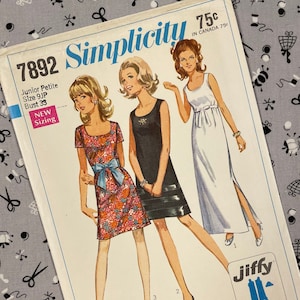 Simplicity 7892 UNCUT Vintage Sewing Pattern for Junior Petite Jiffy Dress in Two Lengths Size 9 JP Bust 33