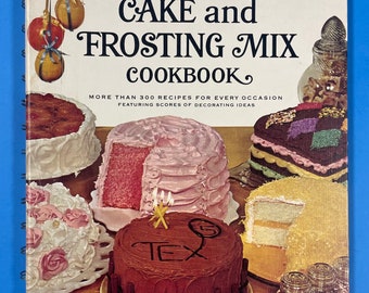 Betty Crocker CAKE and FROSTING MIX Cookbook copyright 1966 1st Ed vintage cookbook
