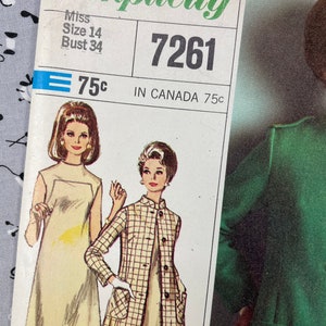 Simplicity 7261 UNCUT Vintage Sewing Pattern for Misses Coat and Dress Bust 34 Designer Fashion image 3