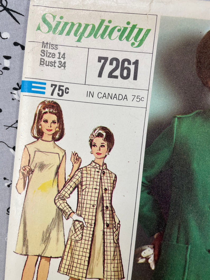 Simplicity 7261 UNCUT Vintage Sewing Pattern for Misses Coat and Dress Bust 34 Designer Fashion image 3