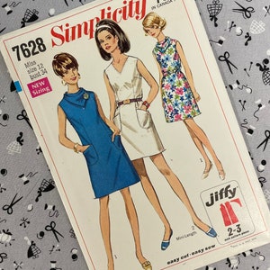 Simplicity 7628 UNCUT Vintage Sewing Pattern for Misses Jiffy Dress in Two Lengths & Scarf Size 12