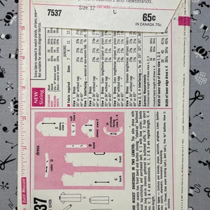 Simplicity 7537 UNCUT Vintage Sewing Pattern for Misses Shirtdress in Two Lengths Size 12 image 4