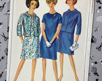 Vintage SIMPLICITY #6916 Sewing Patterns// UNCUT// Misses/' Easy To Sew...