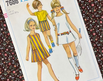 Simplicity 7686 UNCUT Vintage Sewing Pattern for Girls Playdress and Shorts in Two Lengths Size 10 Bust 28.5