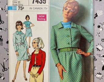Simplicity 7439 UNCUT Vintage Sewing Pattern for Misses Jacket, Skirt & Blouse Size 10