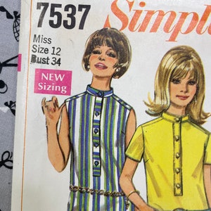 Simplicity 7537 UNCUT Vintage Sewing Pattern for Misses Shirtdress in Two Lengths Size 12 image 3