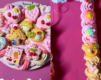 Set di specchi e custodie per telefono a tema dessert: dolci pastello glassati, ciondoli fatti a mano con panna montata