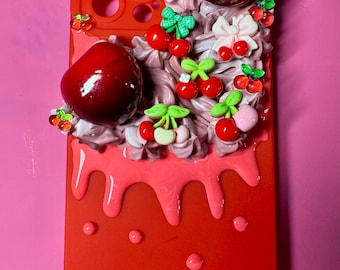 Custodia per telefono Decoden con dessert alla ciliegia / torta gelato sciolta – Fantasia di dessert fatta a mano