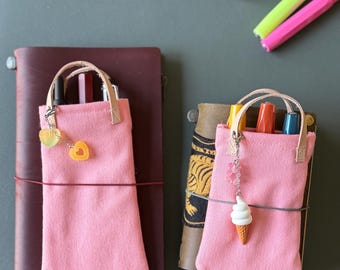Powder Pink Tiny Pen Tote for your Traveler’s Notebook, Pink Pocket Pen Pouch, Notebook Pen Pouch, Minamalist Pen Pouch, Asthetic Pen Holder