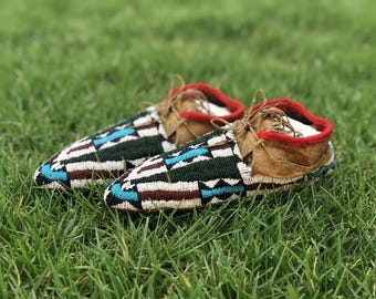 Handmade Beaded Moccasins – Native Style Leather Moccasins MC655