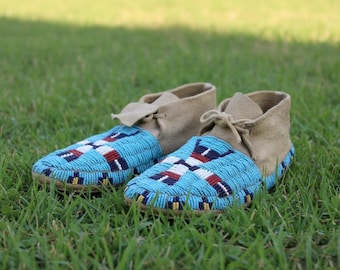 Handmade Beaded Moccasins – Native Style Leather Blue Moccasins MC661