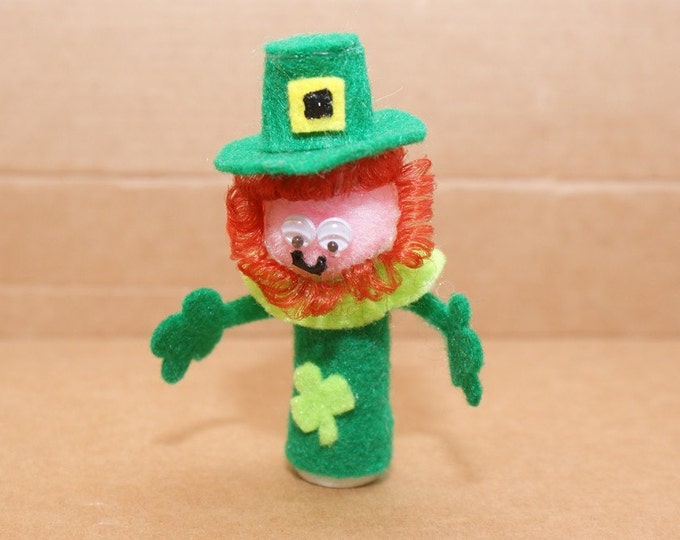 Leprechaun Finger Puppet - Etsy