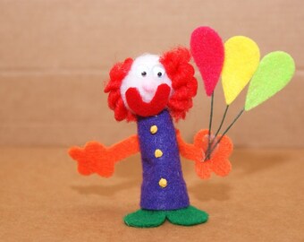 Clown with Balloon Finger Puppet