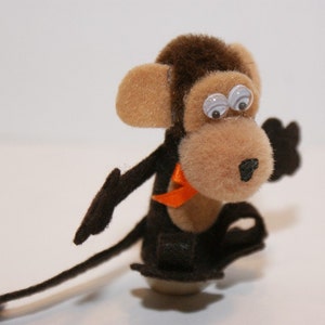 Monkey Finger Puppet image 2