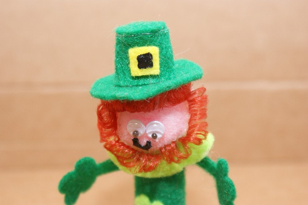 Leprechaun Finger Puppet - Etsy
