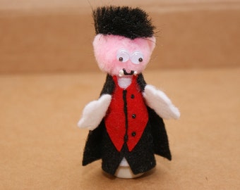 Vampire Finger Puppet