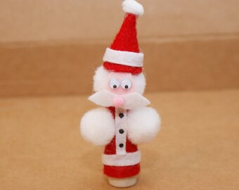 Santa Finger Puppet