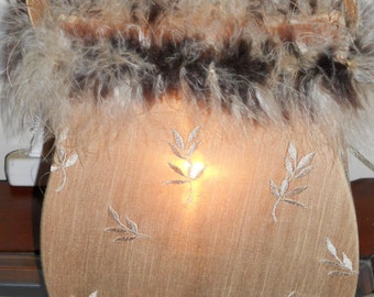 Shabby Chic PURSE LAMP With Leaf Print And Feathers