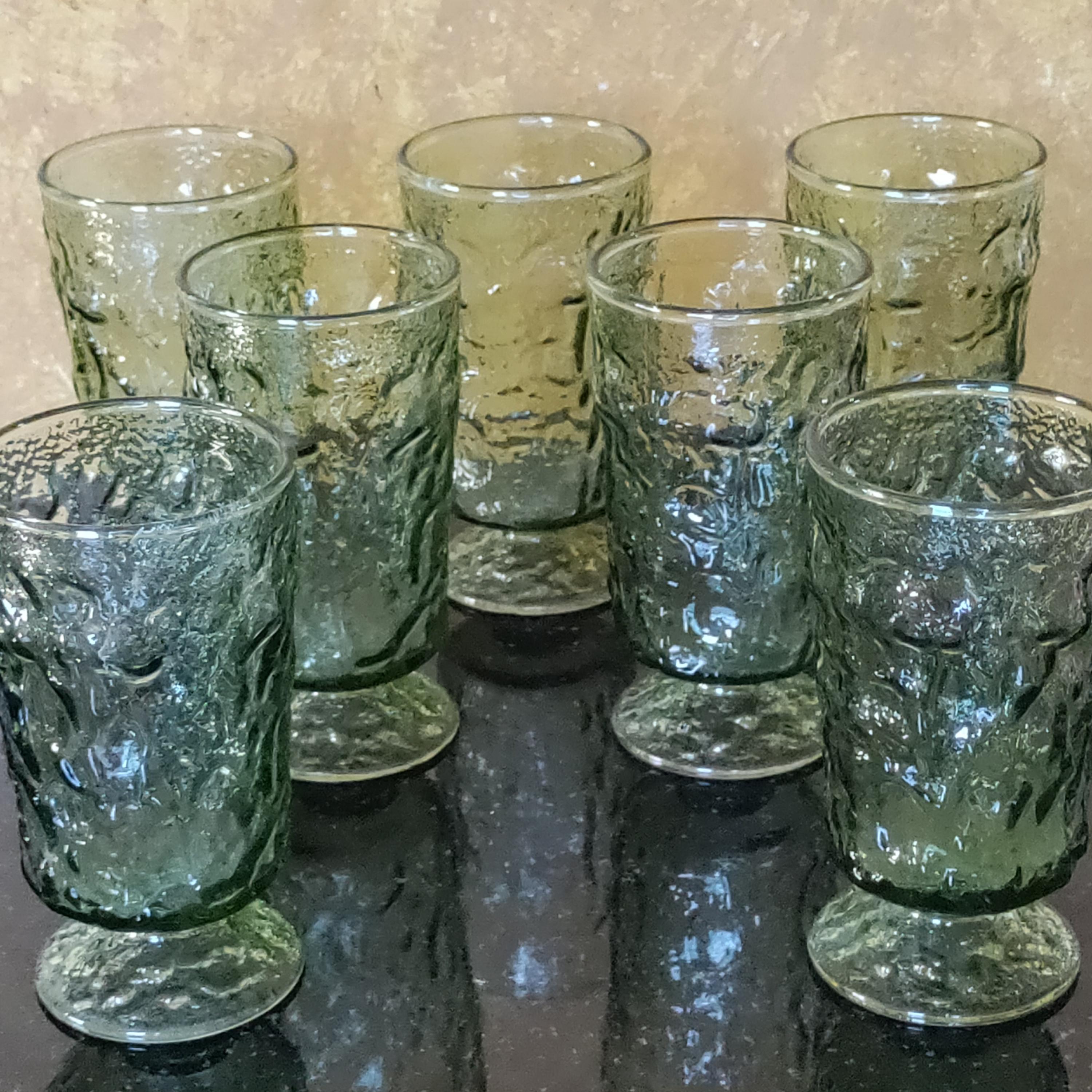 5.4 oz onde heavy plastic wine glasses Clear Plastic Wine Glasses 2 Piece 5.5 oz 40 Count