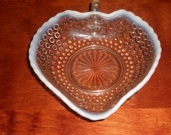 Vintage FENTON MOONSTONE Opalescent HOBNAIL Heart Shaped Serving Candy Dish With Handle