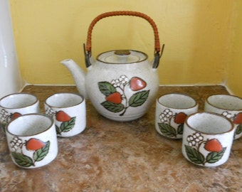Japanese OTAGIRI Strawberry Print TEA SET Original Hand Crafted Stoneware Tea Service Japan 7 Piece