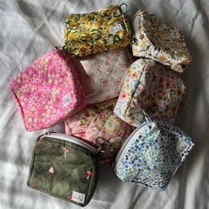 Handmade keychain wallet / keychain wallet / card holder / lipstick holder / cosmetic pouch / card coin pouch / wallet