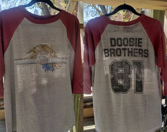 Vintage 70s 80s Doobie Brothers rock tee shirt 81 concert tissue thin