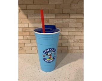 Vaso de plástico vintage con tapa y pajita de Mickey Mouse de Disney