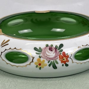 Cenicero bohemio vintage de porcelana, cerámica, pintado a mano, con flores checas.