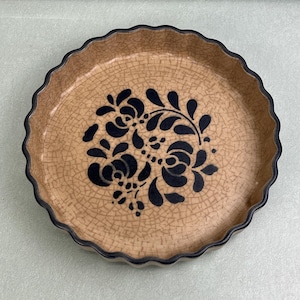 Pfaltzgraff Folk Art Stoneware 9” Quiche Baker Dish 233 Large Vintage Bakeware