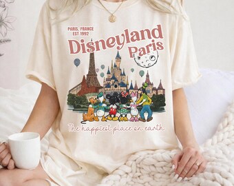 Retro Disneyland Paris Shirt, Mickey Shirt, Disney Paris Shirt, Disney Castle Tee, Disney Vacation T-Shirt, Disneyland Family 2026 Trip Tee