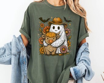 Retro Cute Ghost And Highland Cow Comfort Colors Shirt, Spooky Cowboy Ghost Shirt, Floral Autumn Western Cow Shirt, Halloween Boo Ghost Tee