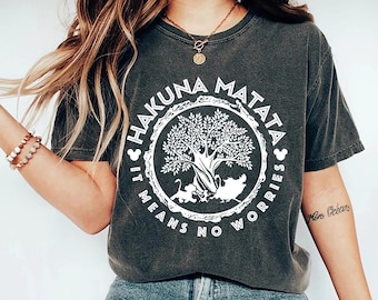 Retro Disney Hakuna Matata Comfort Color Shirt, Animal Kingdom Shirts, Disney Lion King, Disney Family Trip 2025 Shirts, Disney Vacation Tee