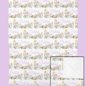 Personalisierte Baby Decke mit Blumen, benutzerdefinierte Neugeborenen Namen Wrap, Blumen Kinderzimmer Bettwäsche Geschenk, Säugling Dusche Geschenk, weicher Empfang