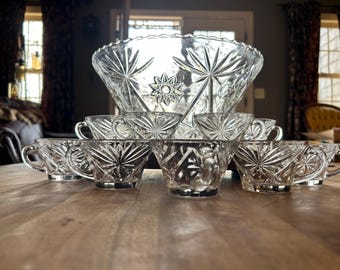 Anchor Hocking Arlington Clear Glass Punch Bowl Eight Matching