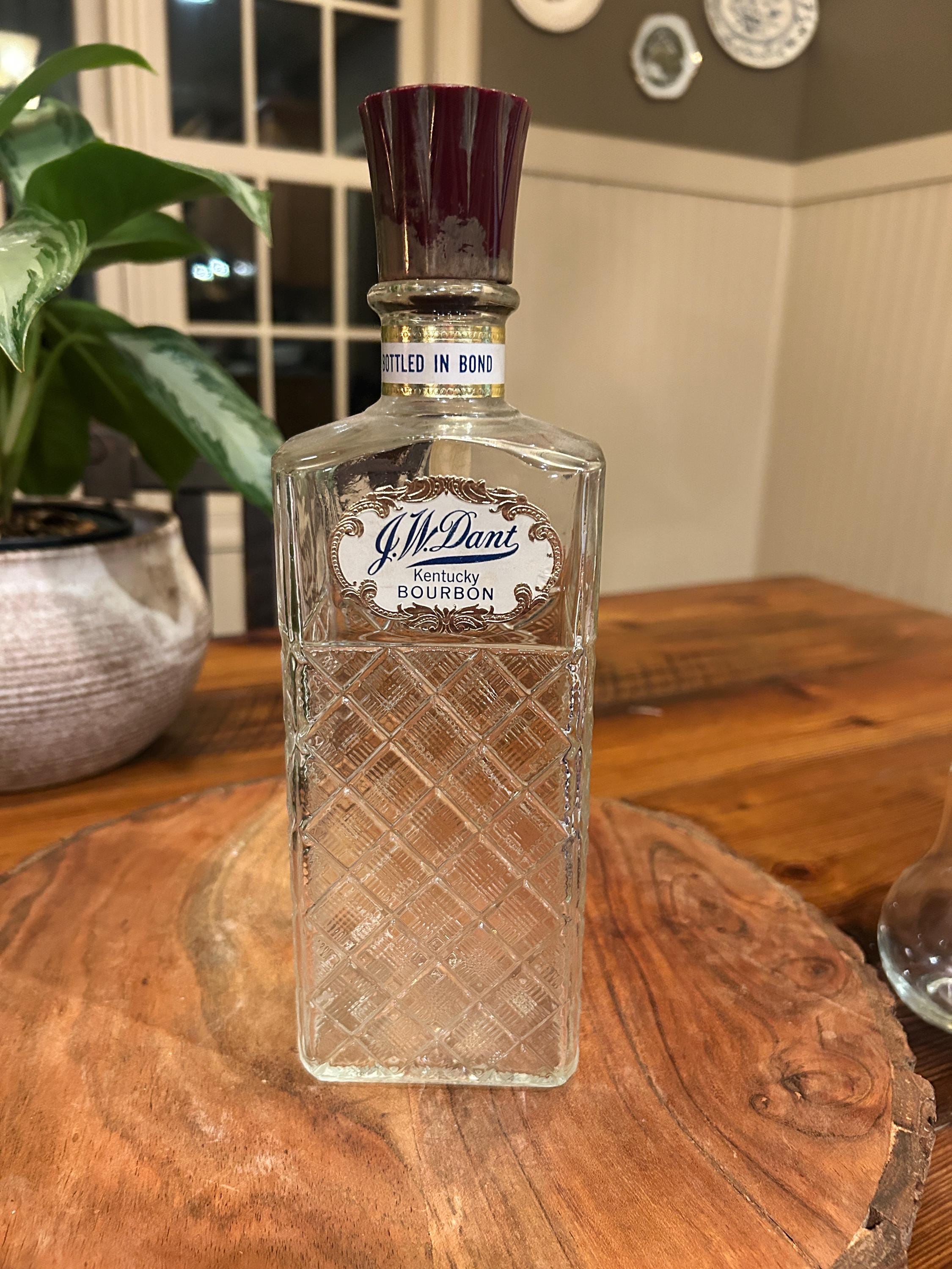 J.W. Dant Kentucky Straight Bourbon 特級 J. W. Dant Kentucky