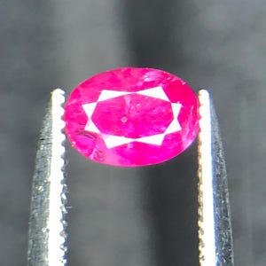 Natural Pigeon Blood Pink Ruby 0.90 Ct Oval Cut Loose Gemstone 4.6x2.9x1.9mm Afghan Ruby Natural Pink Red Gem Jewelry Collector Stone
