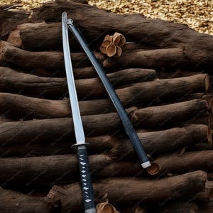 Hand-Forged Samurai Katana – Real Full-Tang Sword for Display, Training & Cosplay – Custom Handmade Katana, Perfect Gift for Collectors