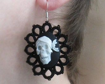 Schädel-Tropfen-Ohrringe - Liebe zum Tod Ohrringe - Baumschädel für Männer und Frauen - Goth Mädchen Geschenk schwarz Horror Ohrringe Clay Cameo Irina Spitze