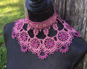 PDF Shuttle-mönster för friluftsliv Smycken med friluftsliv Stor pärlhalsband i spets med Swarovski-kristaller Halsband i originaldesign Direkt digital nedladdning