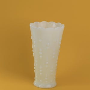 Vintage Anchor Hocking White Opal Milk Glass Vase with Dots and Arrows, Glass Flower Holder, Mid Century Housewarming Gift