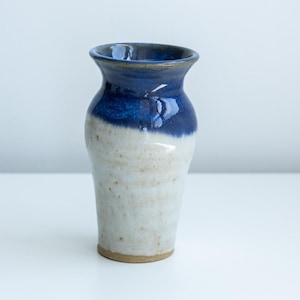 Handmade vase signed by artist